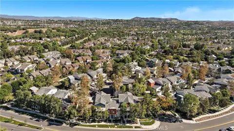 View/Area - 23 Quartz Ln, Ladera Ranch, CA 92694 photo 3 of 9