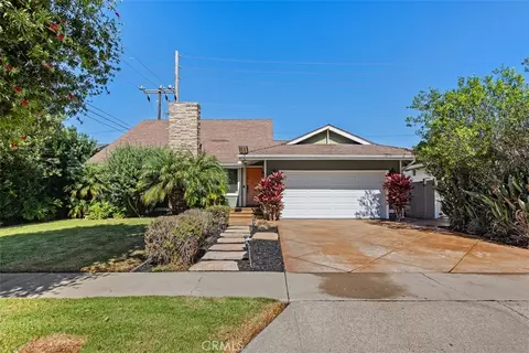 9301 Neolani, Huntington Beach, CA 92646