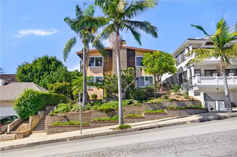 145 Bennett Ave, Long Beach, CA 90803