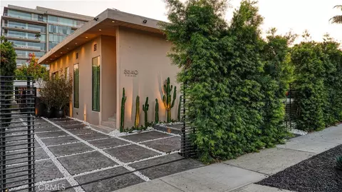 8840 Ashcroft, Los Angeles, CA 90048