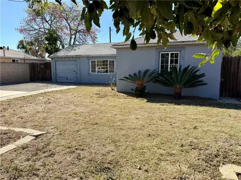 2109 Monrovia, Costa Mesa, CA 92627
