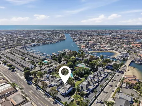 16387 Forest Hls, Huntington Beach, CA 92649
