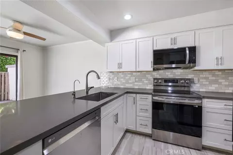 Kitchen - 217 Avenida Adobe, San Clemente, CA 92672 photo 2 of 2