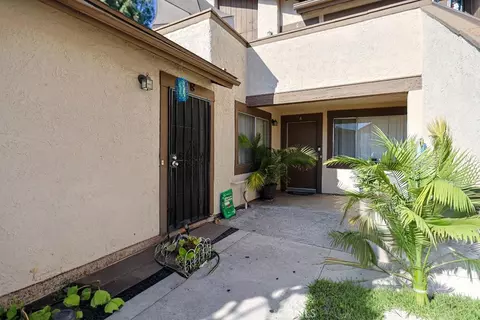 1031 W Central, Santa Ana, CA 92707