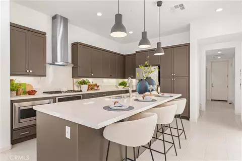 Kitchen - 129 Terrapin, Irvine, CA 92618 photo 2 of 7