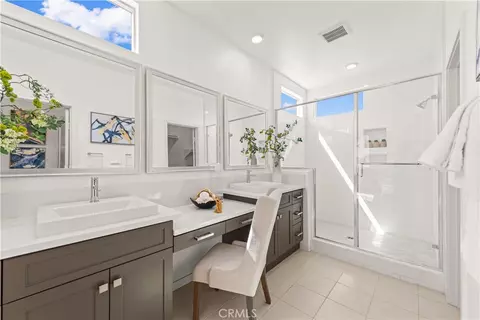 Bath - 129 Terrapin, Irvine, CA 92618 photo 4 of 5