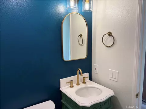Bath - 170 Cherrybrook, Irvine, CA 92618 photo 1 of 4