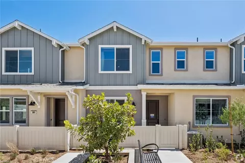 5817 Santa Barbara Ave, Garden Grove, CA 92845