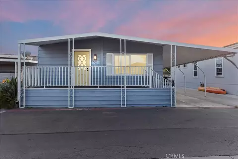80 Huntington, Huntington Beach, CA 92648