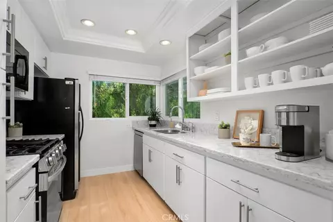 Kitchen - 58 Clearbrook, Irvine, CA 92614 photo 2 of 4