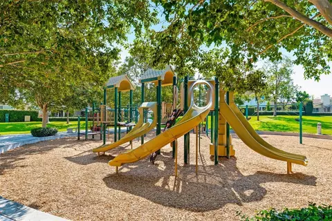 View/Area - 58 Clearbrook, Irvine, CA 92614 photo 1 of 2