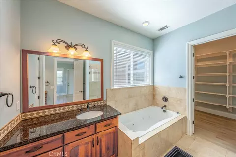 Bath - 31418 Calle De Talar, Bonsall, CA 92003 photo 2 of 6