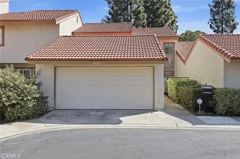 8424 Goldsport Cir, Huntington Beach, CA 92646