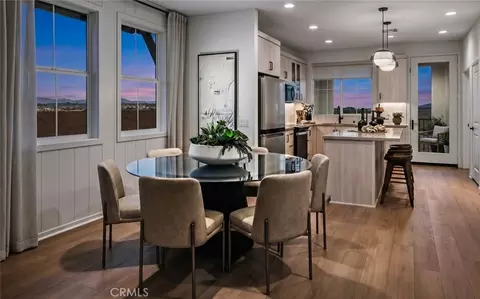 Dining - 28860 Vinecrest Ct, Temecula, CA 92590 photo 1 of 1