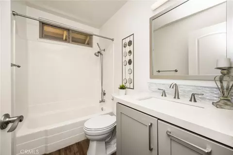 Bath - 31 Tangerine, Irvine, CA 92618 photo 2 of 2