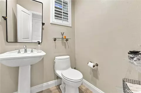Bath - 4 Adele St, Ladera Ranch, CA 92694 photo 2 of 6