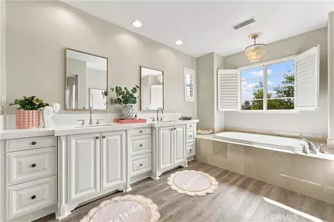 Bath - 4 Adele St, Ladera Ranch, CA 92694 photo 3 of 6