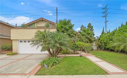 622 W Alpine Ave, Santa Ana, CA 92707