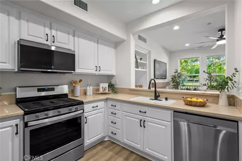 Kitchen - 42 Bayley, Ladera Ranch, CA 92694 photo 2 of 2