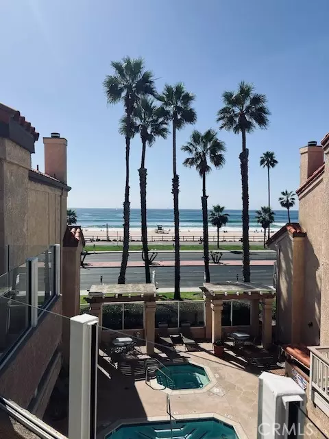 2000 Pacific Coast Hwy #305, Huntington Beach, CA 92648