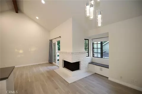 292 Palmer St #C2, Costa Mesa, CA 92627 photo 2
