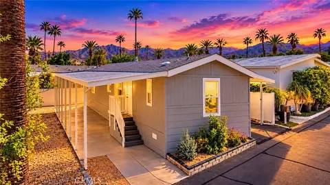 4 Diamond E Dr, Palm Desert, CA 92260 photo 2