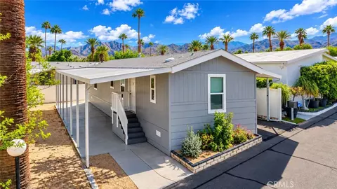 4 Diamond E Dr, Palm Desert, CA 92260