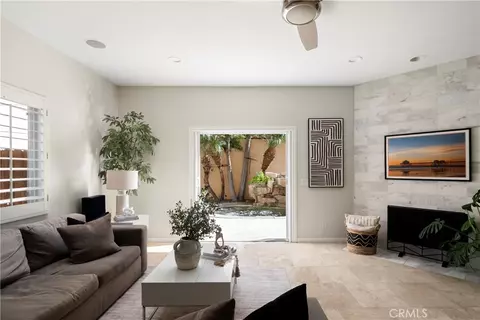 1112 Delaware St, Huntington Beach, CA 92648