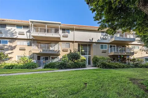 2390 W Via Mariposa #1H, Laguna Woods, CA 92637