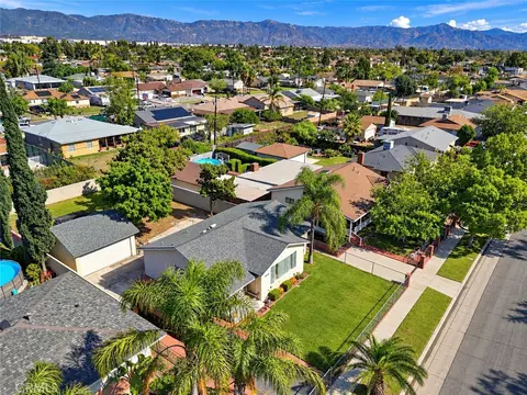 17350 Reed St, Fontana, CA 92336 photo 5