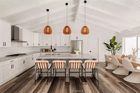 702 Acacia Ave, Corona Del Mar, CA 92625