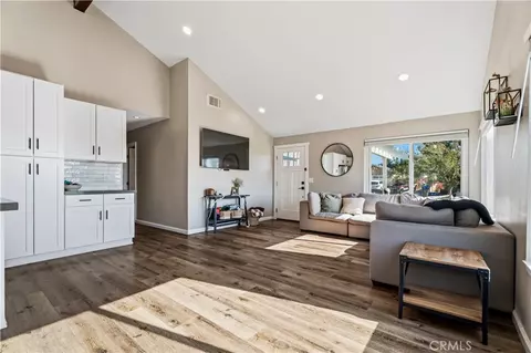 Other - 27371 Garza, Saugus, CA 91350 photo 5 of 7