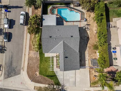 View/Area - 27371 Garza, Saugus, CA 91350 photo 6 of 6