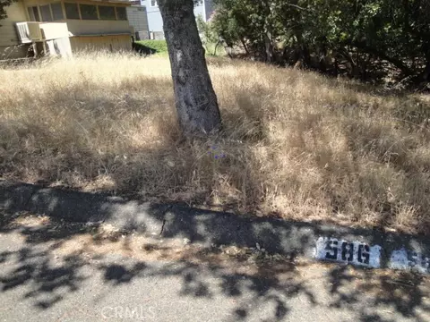 586 Silver Leaf Dr, Oroville, CA 95966