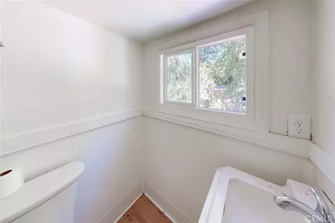 Bath - 358 E 12th St, Chico, CA 95928 photo 2 of 2