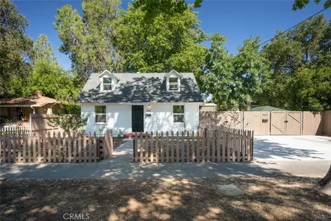 Exterior - 358 E 12th St, Chico, CA 95928 photo 6 of 20