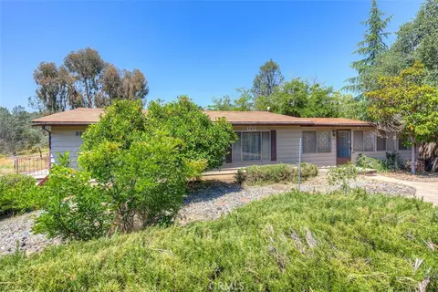 549 Silver Leaf Dr, Oroville, CA 95966