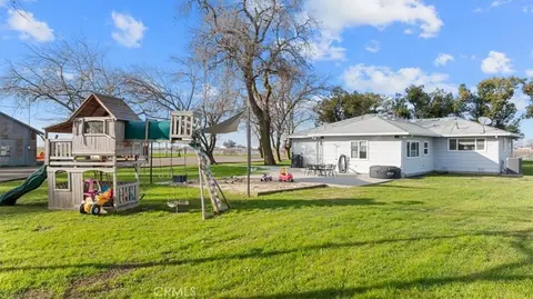 Exterior - 1553 Lofgren, Richvale, CA 95974 photo 8 of 13