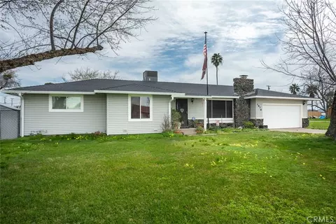 1976 6th St, Oroville, CA 95965