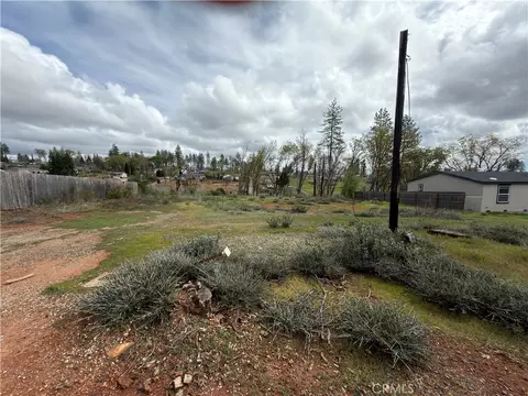 5684 Clara Ln, Paradise, CA 95969