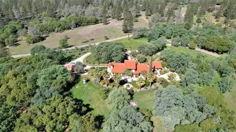 9735 Stackhouse Ln, Oregon House, CA 95962