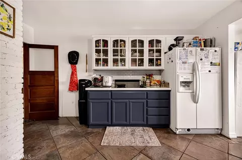 Kitchen - 1121 Marin, Corning, CA 96021 photo 3 of 5