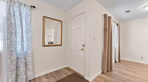 Entry Way - 351 C St, Biggs, CA 95917 photo 1 of 2