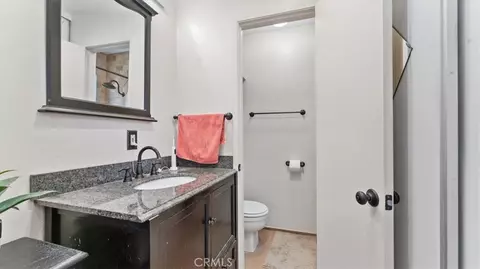 Bath - 351 C St, Biggs, CA 95917 photo 1 of 2