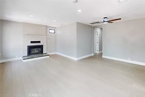 Living - 2361 Wilsey Dr, Redding, CA 96001 photo 2 of 8