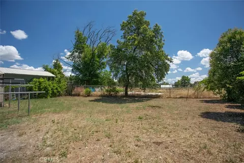Exterior - 2361 Wilsey Dr, Redding, CA 96001 photo 11 of 16