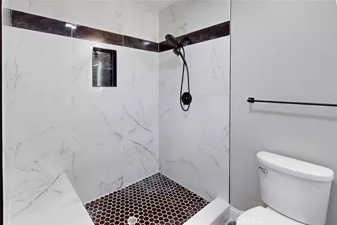 Bath - 2361 Wilsey Dr, Redding, CA 96001 photo 4 of 5