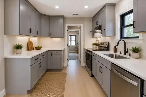 Kitchen - 2361 Wilsey Dr, Redding, CA 96001 photo 2 of 10