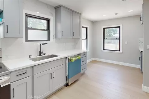 Kitchen - 2361 Wilsey Dr, Redding, CA 96001 photo 8 of 10