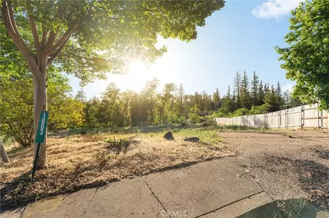 1663 Sweetbriar Ln, Paradise, CA 95969